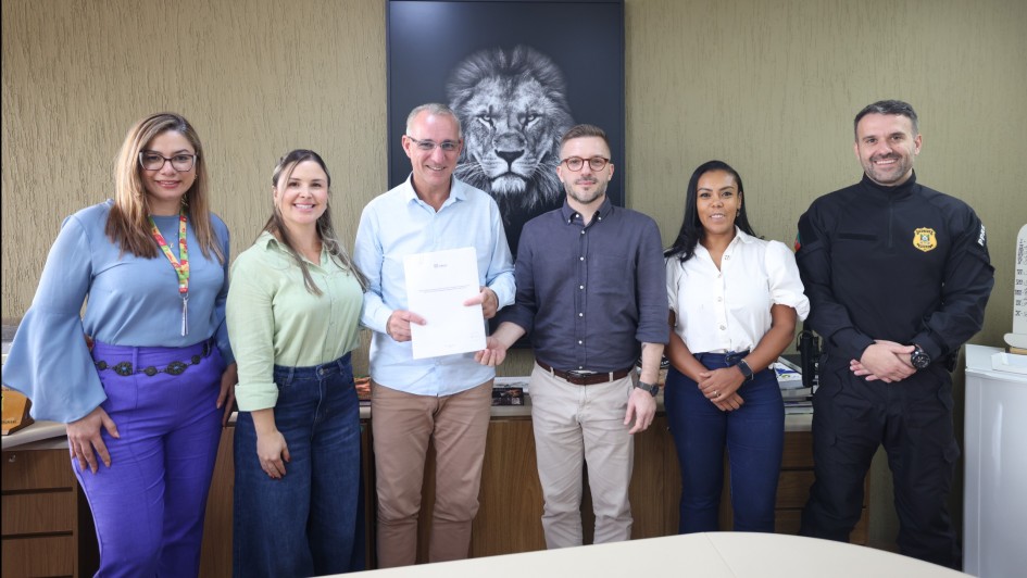 Estado assina Plano Estadual de Implementa&ccedil;&atilde;o da Pol&iacute;tica Nacional de Aten&ccedil;&atilde;o &agrave; Pessoa Egressa do Sistema Prisional A