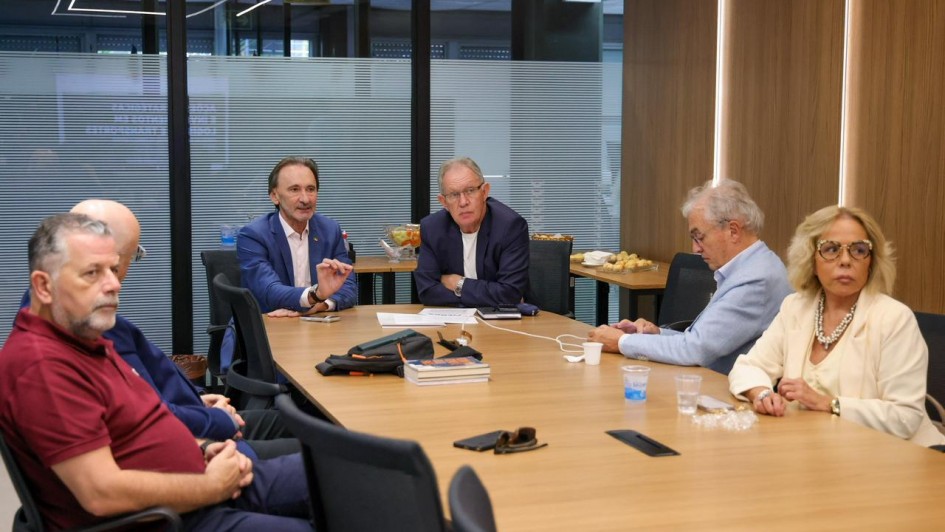 Infraestrutura avan&ccedil;a no RS com investimentos hist&oacute;ricos do governo Leite em log&iacute;stica e transportes   Fiergs