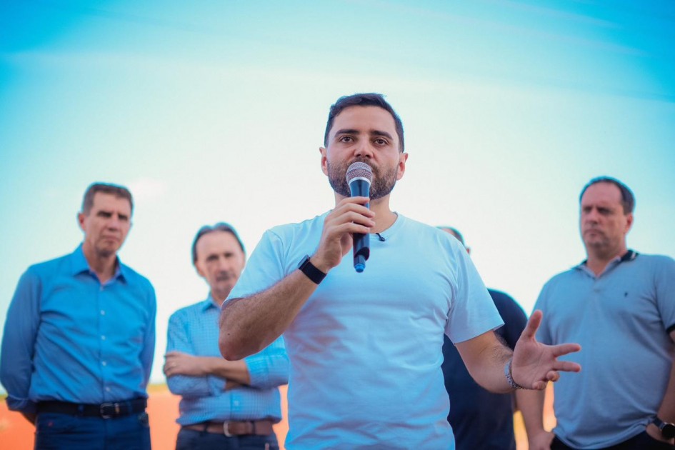 Grabriel Souza lembrou que as obras realizadas estão sendo possíveis porque o governo organizou suas contas -Foto: Joel Vargas/Ascom GVG