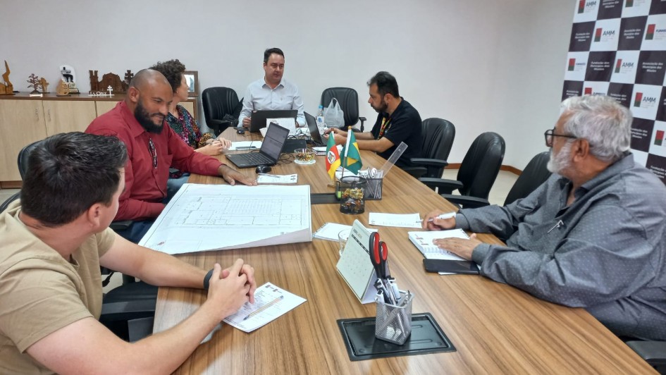 Estado cria for&ccedil;a tarefa para avalia&ccedil;&atilde;o t&eacute;cnica de conv&ecirc;nios de apoio a atividades culturais nas Miss&otilde;es abr26