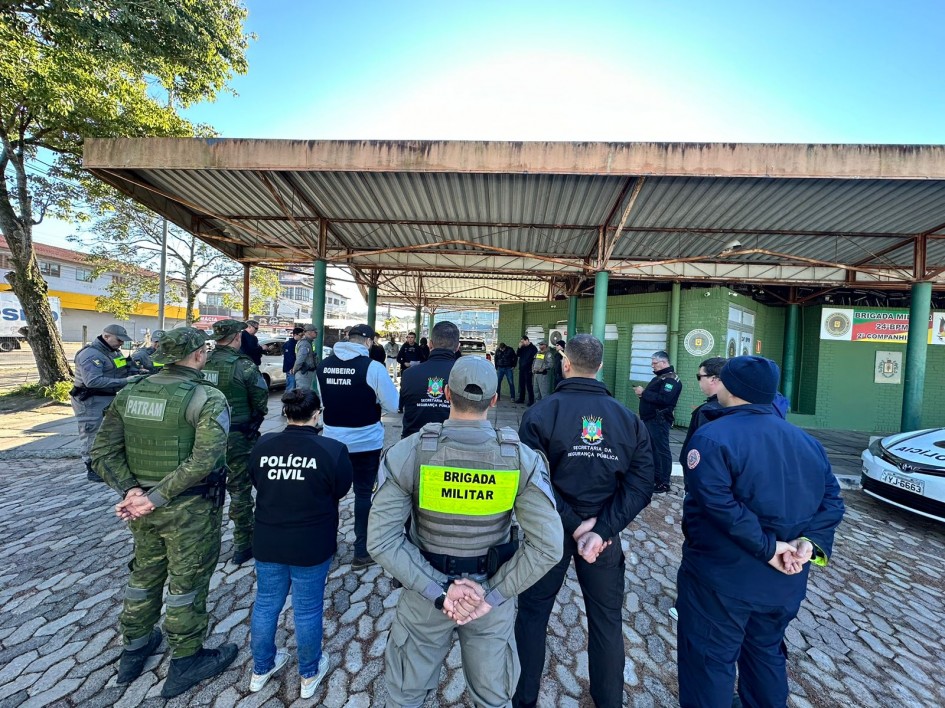 fios-e-cabos-operacao-envolveu-33-servidores-das-forcas-de-seguranca-do-estado-em-alvorada-credito-pablo-cardoso-ssp-rs.jpeg -Foto: Pablo Cardoso/Ascom SSP