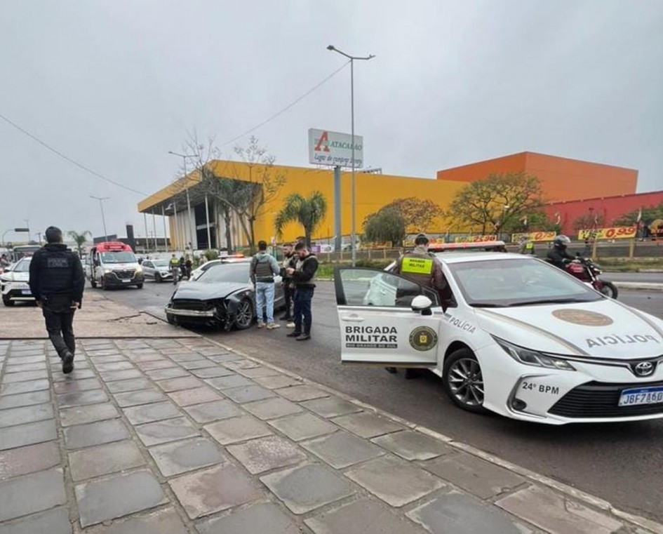 Ação integrada: Policia Civil analisa os fatos e busca suspeitos de homicídios e Brigada Militar atua na ocorrência em Alvorada -Foto: Divulgação Polícia Civil