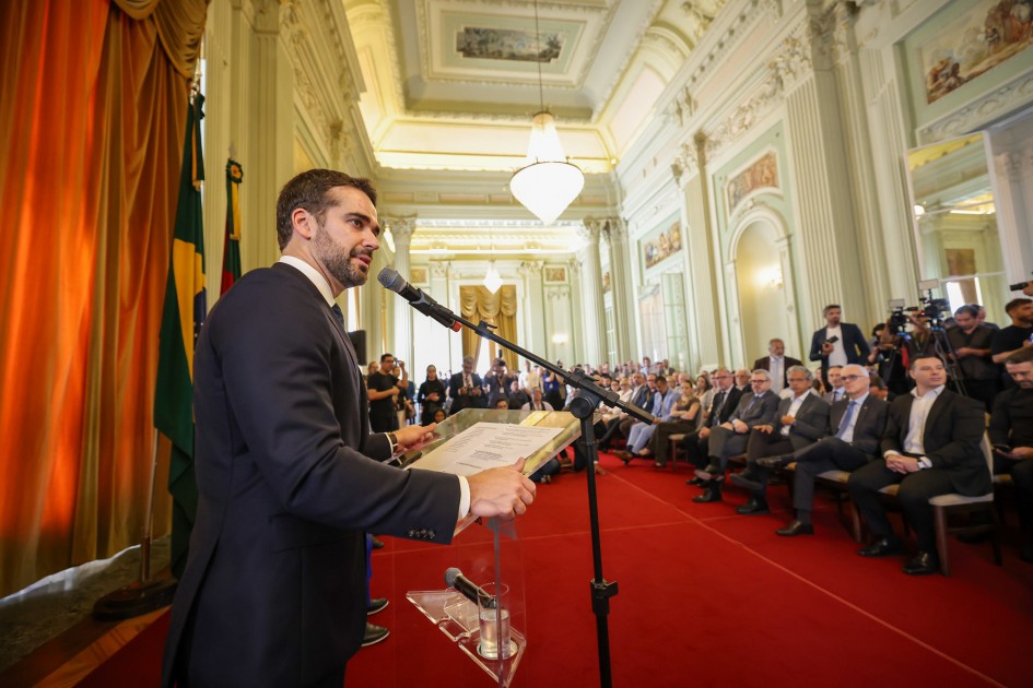 “Vamos trabalhar intensamente até o último dia do mandato para entregar tudo o que o Rio Grande merece