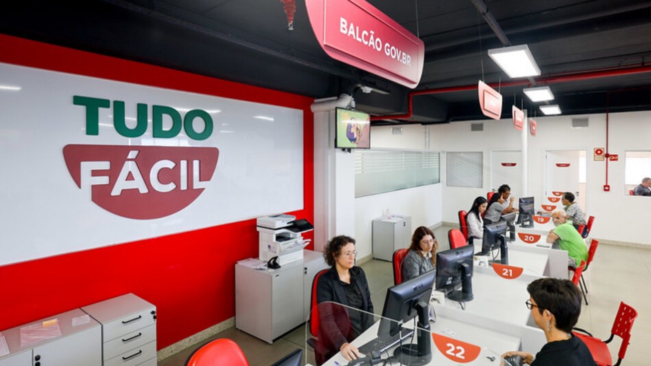 Foto do balc&atilde;o Gov.BR passa a atender nas unidades Tudo F&aacute;cil, ampliando a inclus&atilde;o digital e o acesso a servi&ccedil;os p&uacute;blicos