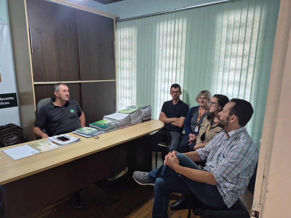 Reuniões presenciais com sindicatos rurais e entidades também foram realizadas como medida preventiva -Foto: Divulgação Seapi