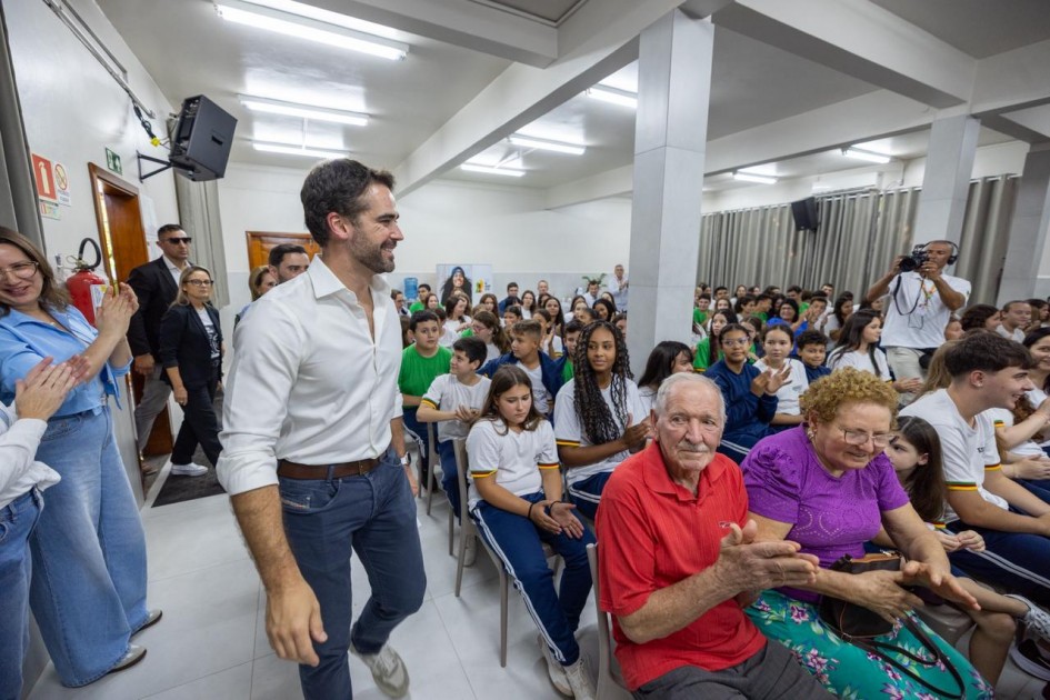 “Estamos fazendo um investimento importante na escola para requalificar toda a área esportiva