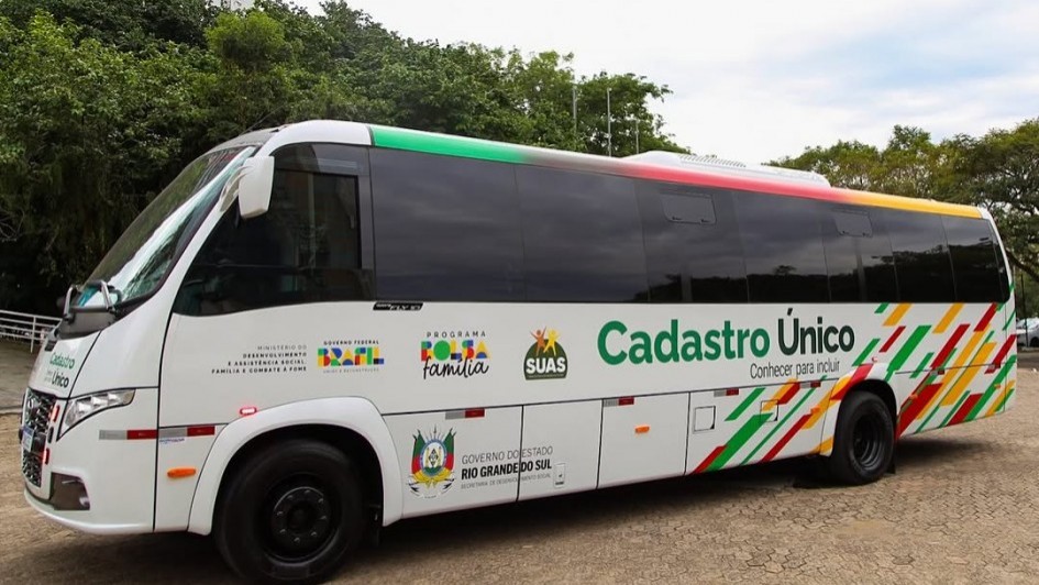 Unidade m&oacute;vel do Cadastro &Uacute;nico percorre mais de 13 mil quil&ocirc;metros em um ano de estrada