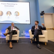 Leite apresenta estrat&eacute;gia de reconstru&ccedil;&atilde;o resiliente e fortalecimento das PPPs em painel internacional sobre infraestru