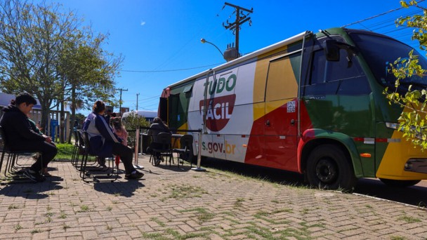 Unidade M&oacute;vel  Tudo F&aacute;cil Eldorado do Sul (1)
