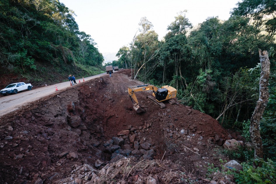 Intervenções estruturais ampliam a segurança viária na ERS-448 para reduzir riscos de deslizamentos na Serra -Foto: João Pedro Rodrigues/Secom