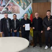 Segunda rodada de assinaturas da Consulta Popular destina mais de R 1,5 milh&otilde;es para agricultura familiar   jun26