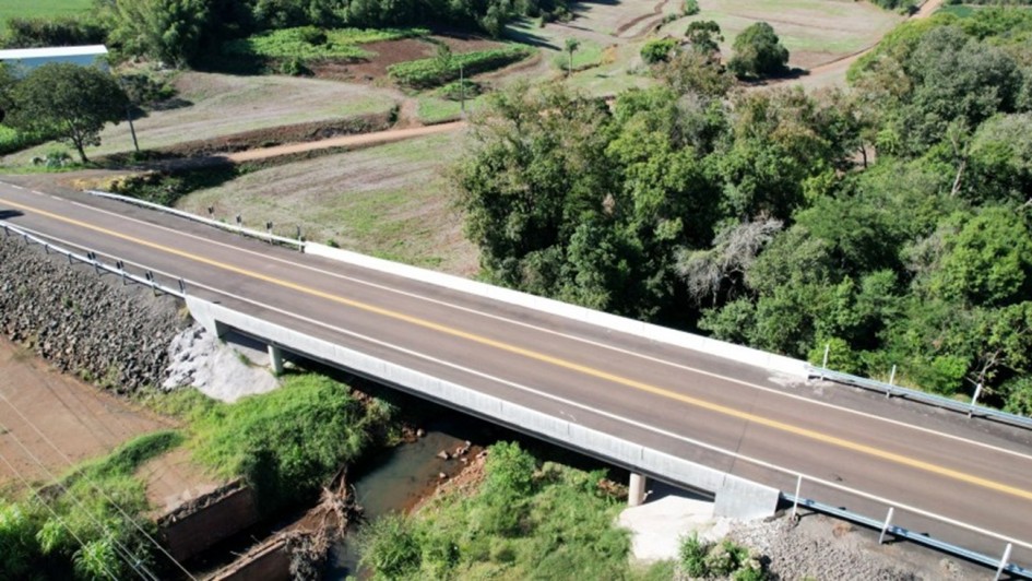 Conclus&atilde;o da ponte sobre o arroio Lajeado Cachoeira libera totalmente o acesso, que liga a cidade &agrave; BRS-472 - Foto: 