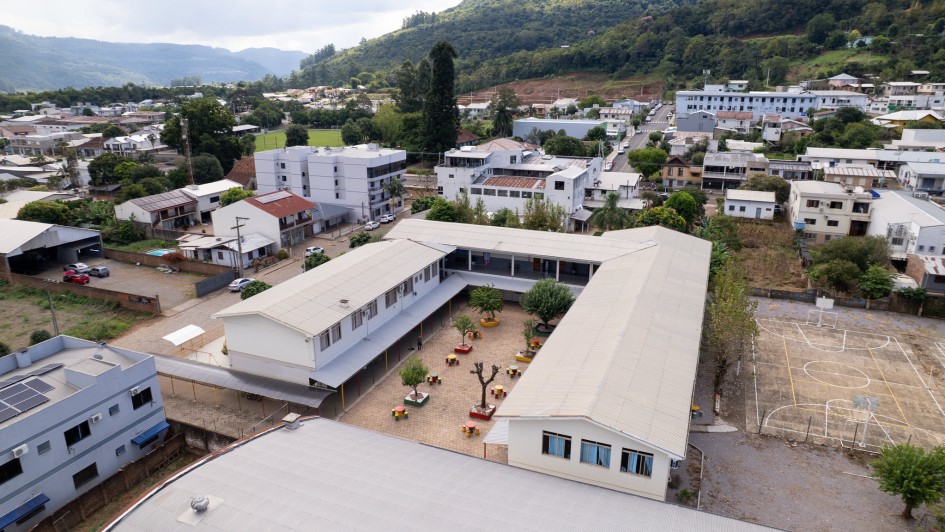 Rede Estadual refor&ccedil;a modelo de escolas resilientes com Planos de Conting&ecirc;ncia para emerg&ecirc;ncias clim&aacute;ticas