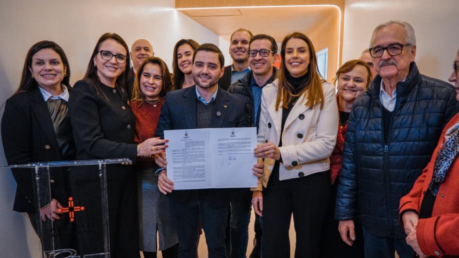 Governo do Estado inaugura reforma de unidades de parto normal e cuidados intermedi&aacute;rios neonatal de hospital em Cruz Alta