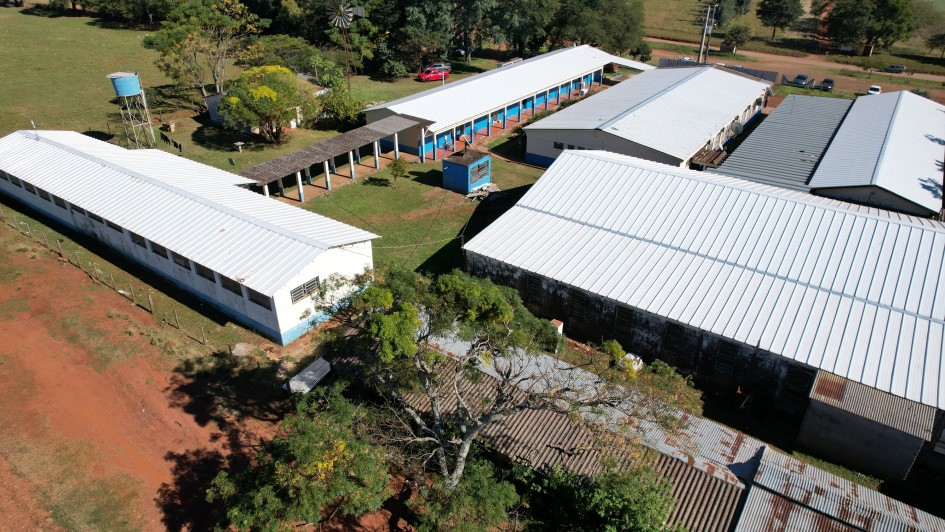 Escola Encruzilhada, de Ma&ccedil;ambar&aacute; (Anderson Jardim da Silva)