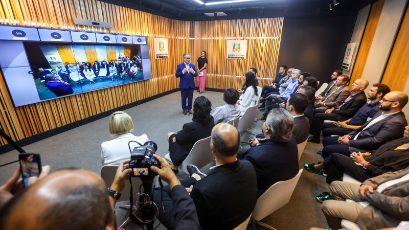 Gobierno de RS inaugura nuevo espacio polivalente para mejorar la comunicación con la sociedad